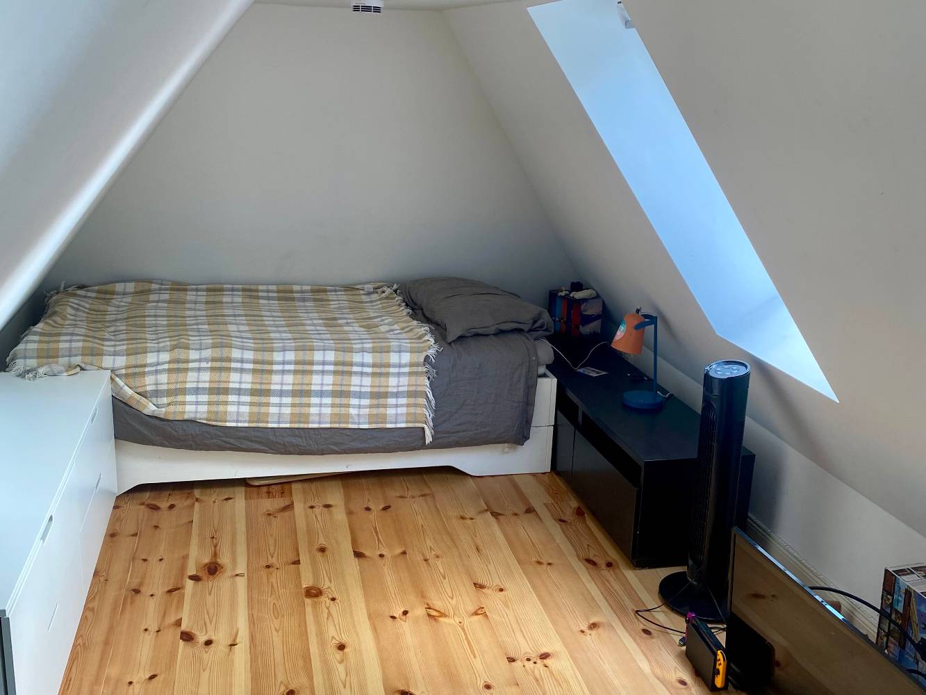 Kids Bedroom Attic