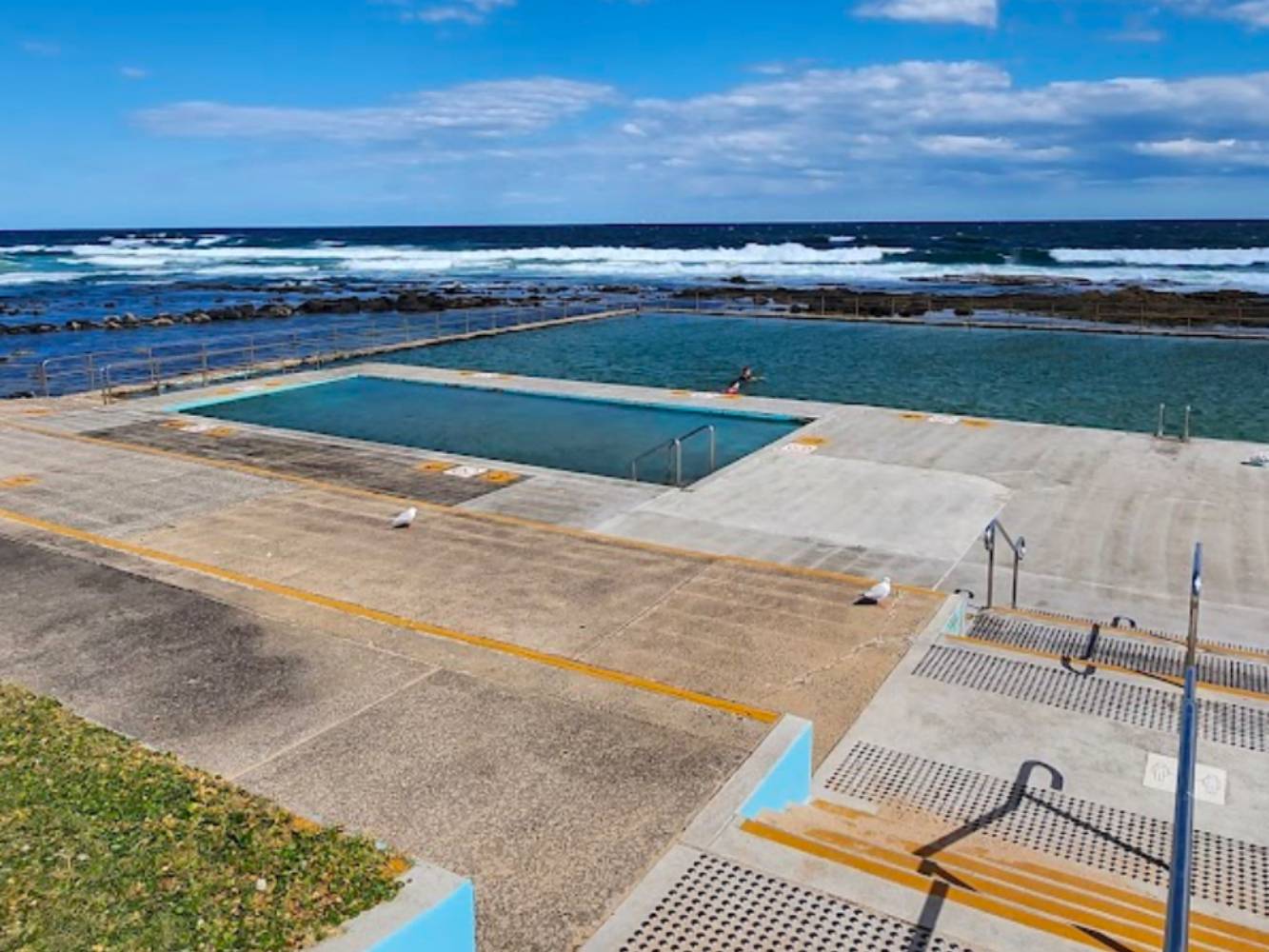 Towradgi Ocean Pool (short drive or bike ride away )